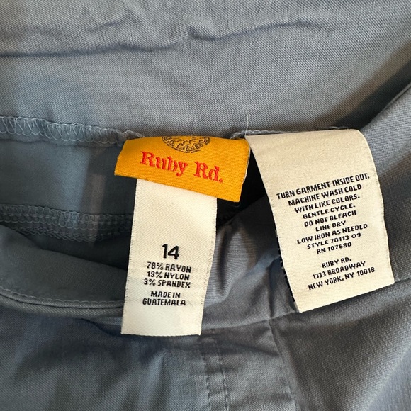 Light Blue Ruby Rd Capri Pants - Picture 2 of 5